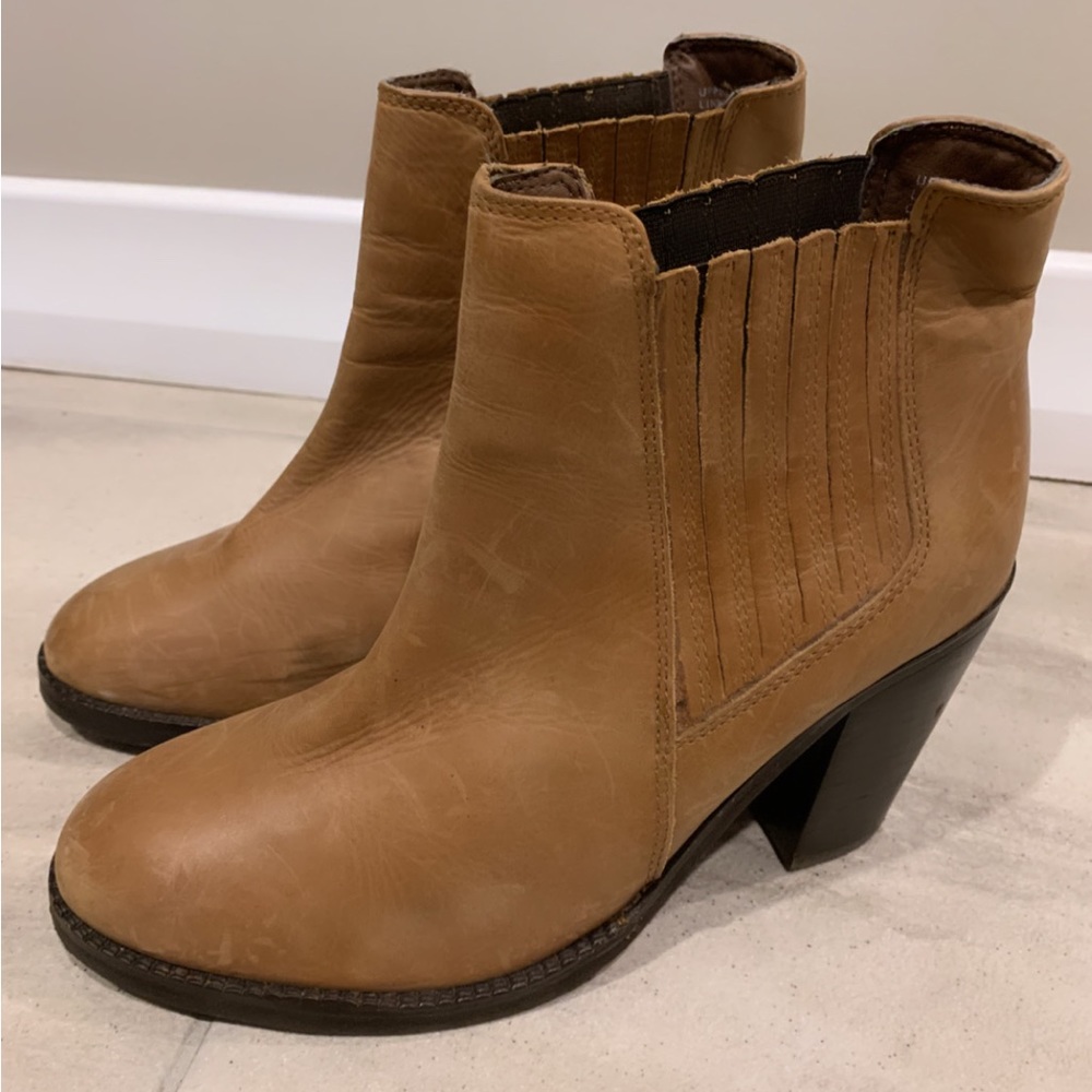 Carvela Kurt Geiger boots